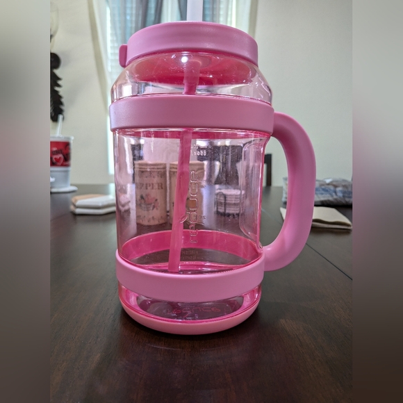 Reduce water container - Picture 2 of 5